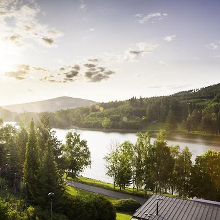 Penzion U Prehrady Лугачовице Экстерьер фото